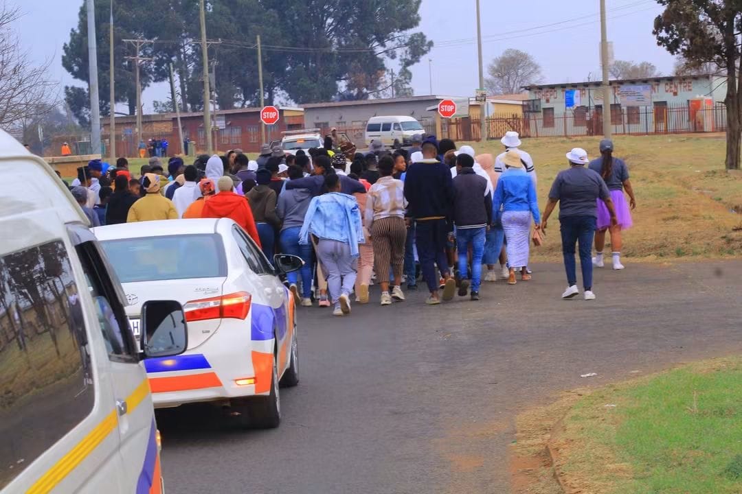 The Boiteko Special School fun walk moving through the community